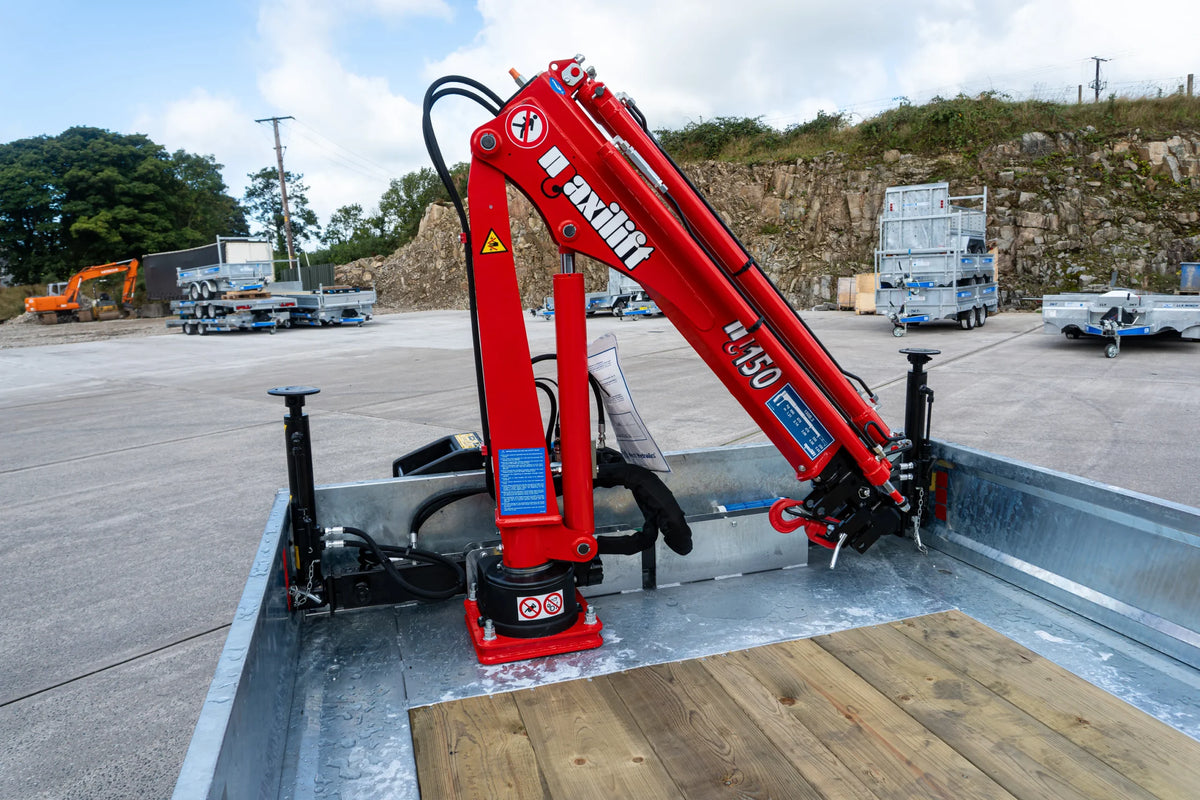 Dale Kane flatbed trailer fitted with crane view of crane
